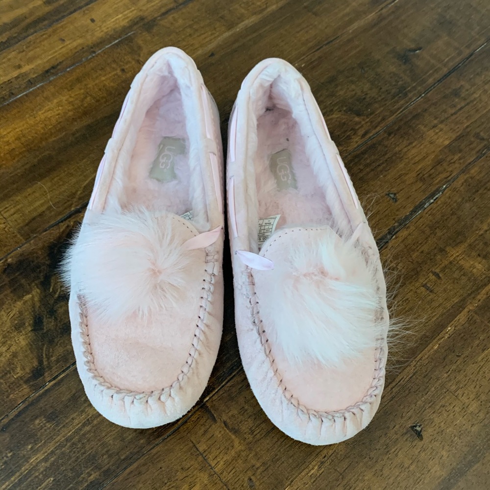 Ugh Pink Dakota Pom Pom slippers